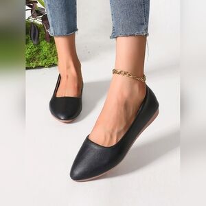 Elegant Black Women's Flats